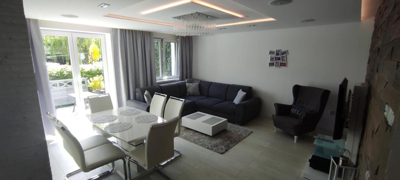 Appartement Nad Morzem Dom à Wierzchucino Extérieur photo